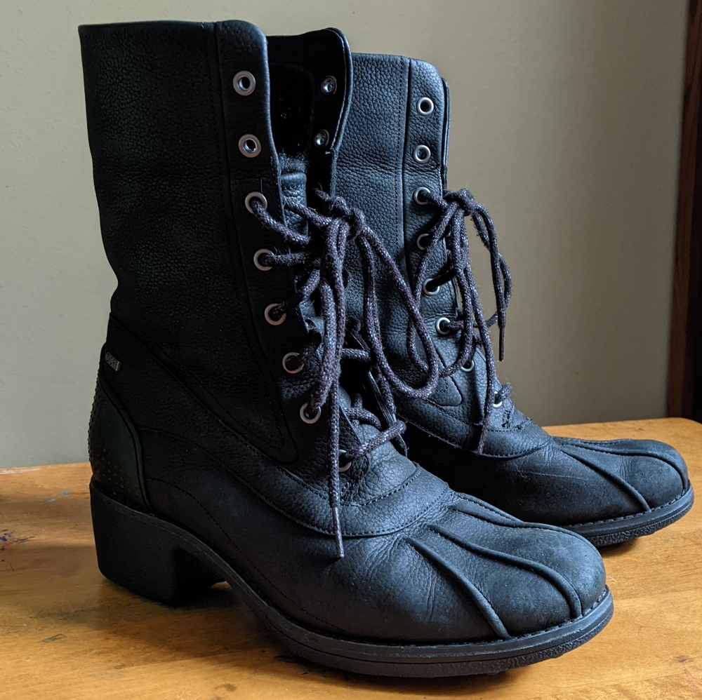 Merrell Chateau Mid Lace Polar Waterproof Boot